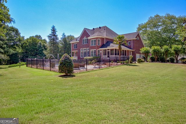 110 Turnberry Circle, Fayetteville, GA 30215