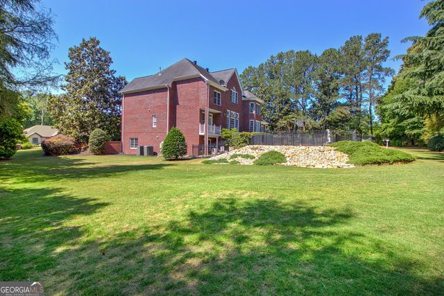 110 Turnberry Circle, Fayetteville, GA 30215