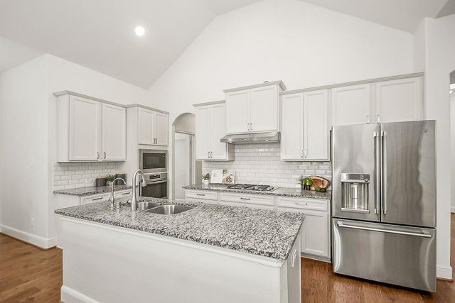 10327 Mayberry Heights Drive, Cypress, TX 77433