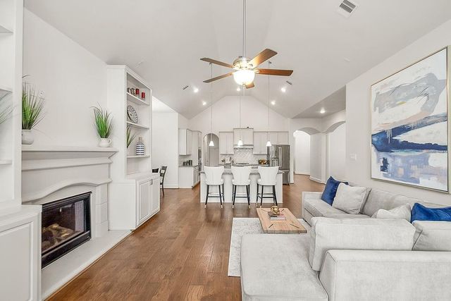 10327 Mayberry Heights Drive, Cypress, TX 77433