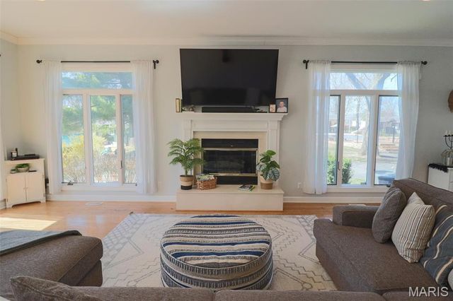 4 Valley, Carlinville, IL 62626