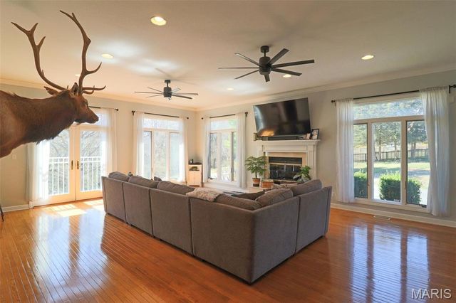 4 Valley, Carlinville, IL 62626