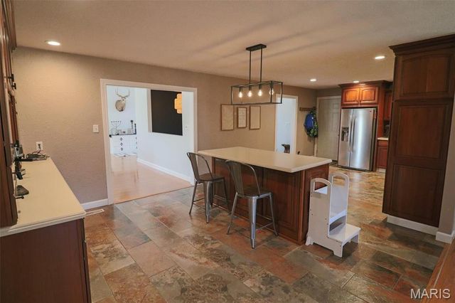 4 Valley, Carlinville, IL 62626