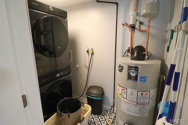 4 Valley, Carlinville, IL 62626