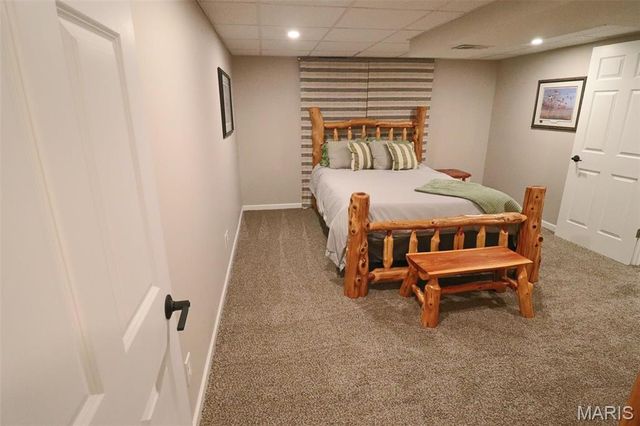 4 Valley, Carlinville, IL 62626