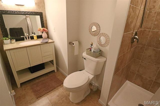 4 Valley, Carlinville, IL 62626