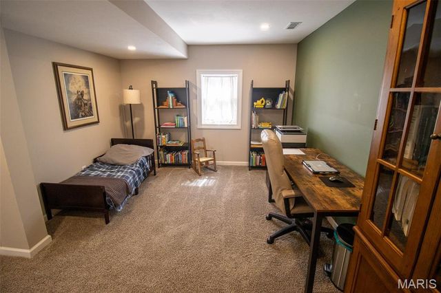 4 Valley, Carlinville, IL 62626