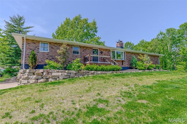 4 Valley, Carlinville, IL 62626