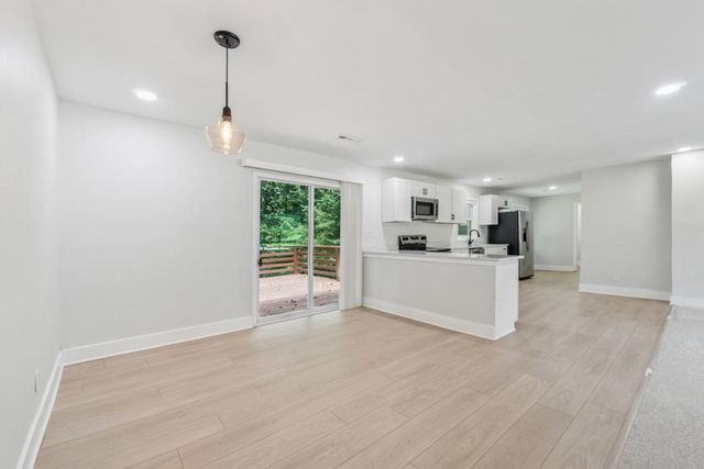 3918 Artist View, Decatur, GA 30034