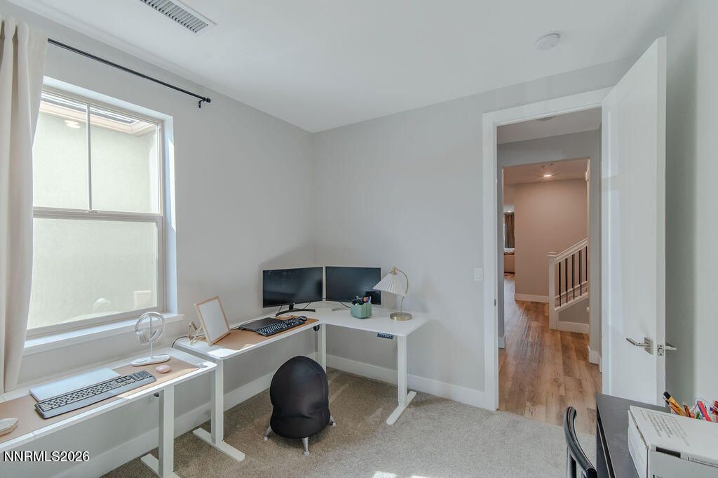 Image 15 of property listing at 368 Porter Peak Drive, Carson City, NV 89701