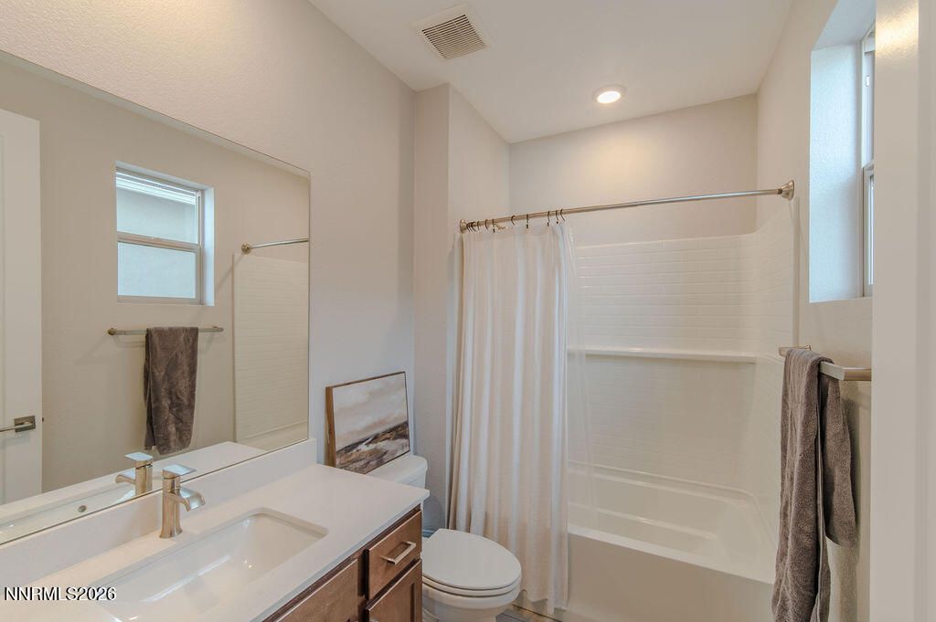 Image 19 of property listing at 368 Porter Peak Drive, Carson City, NV 89701