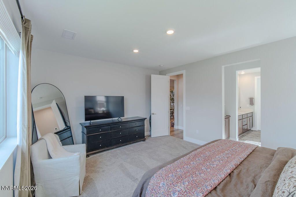 Image 24 of property listing at 368 Porter Peak Drive, Carson City, NV 89701