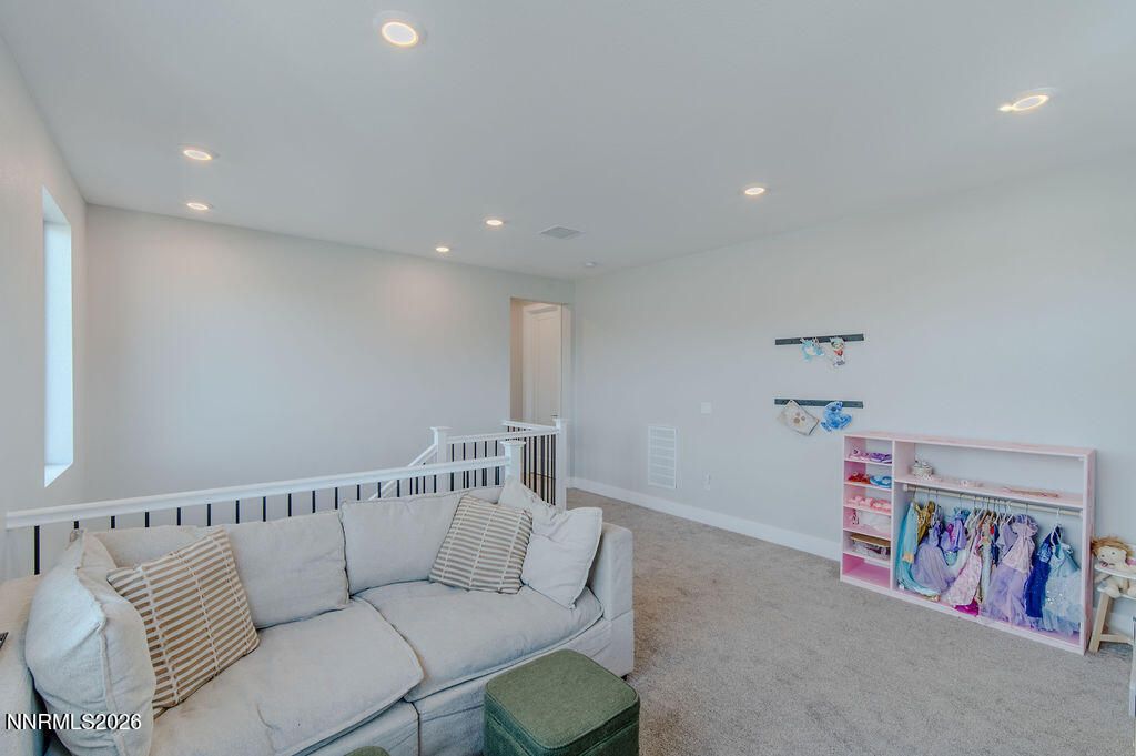 Image 31 of property listing at 368 Porter Peak Drive, Carson City, NV 89701