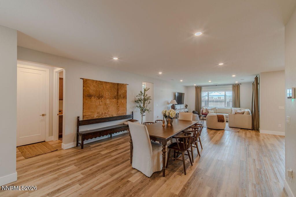 Image 5 of property listing at 368 Porter Peak Drive, Carson City, NV 89701