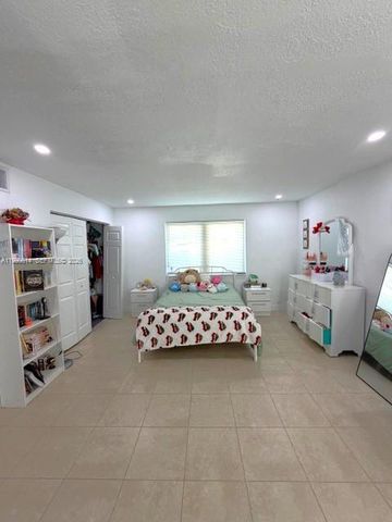15825 E Bunche Park Drive, Miami Gardens, FL 33054
