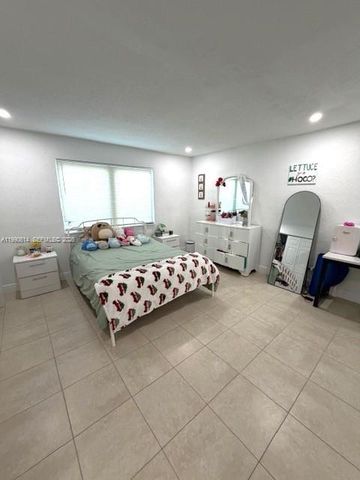 15825 E Bunche Park Drive, Miami Gardens, FL 33054