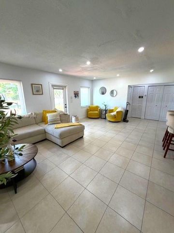 15825 E Bunche Park Drive, Miami Gardens, FL 33054
