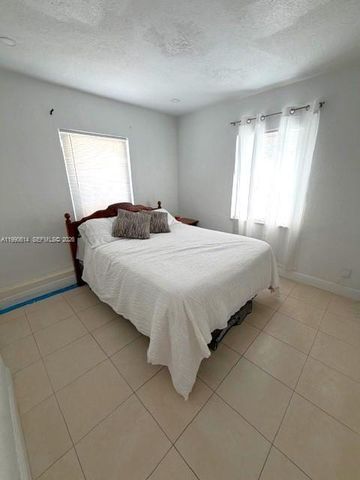 15825 E Bunche Park Drive, Miami Gardens, FL 33054