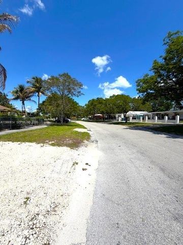15825 E Bunche Park Drive, Miami Gardens, FL 33054