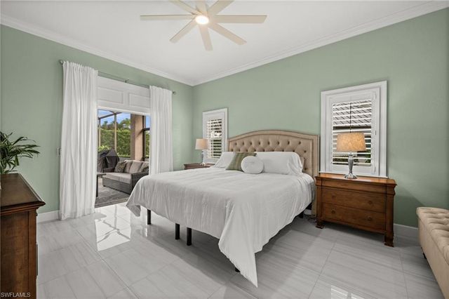 2035 Teagarden LN, Naples, FL 34110