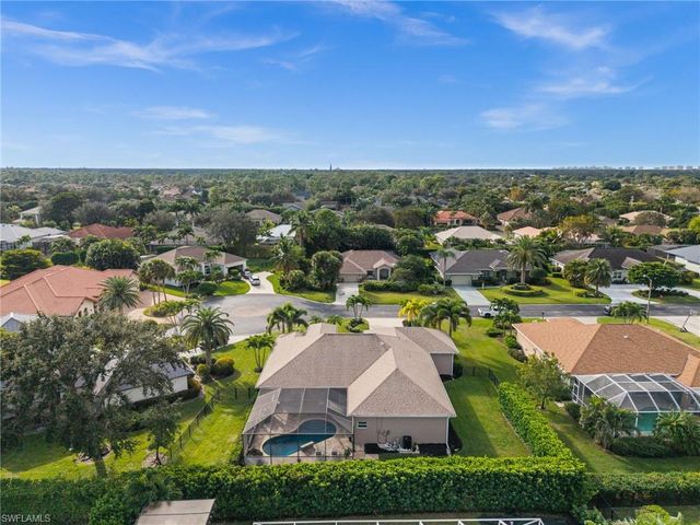 2035 Teagarden LN, Naples, FL 34110