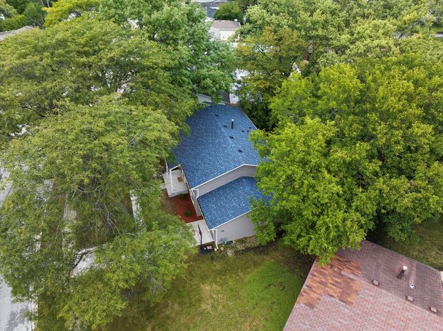 17803 Dogwood Lane, Hazel Crest, IL 60429