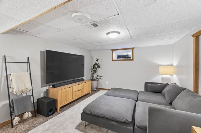 2908 Brunswick Avenue S, Saint Louis Park, MN 55416