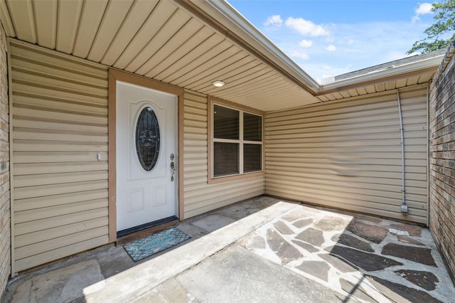 21603 Slippery Creek Lane, Spring, TX 77388