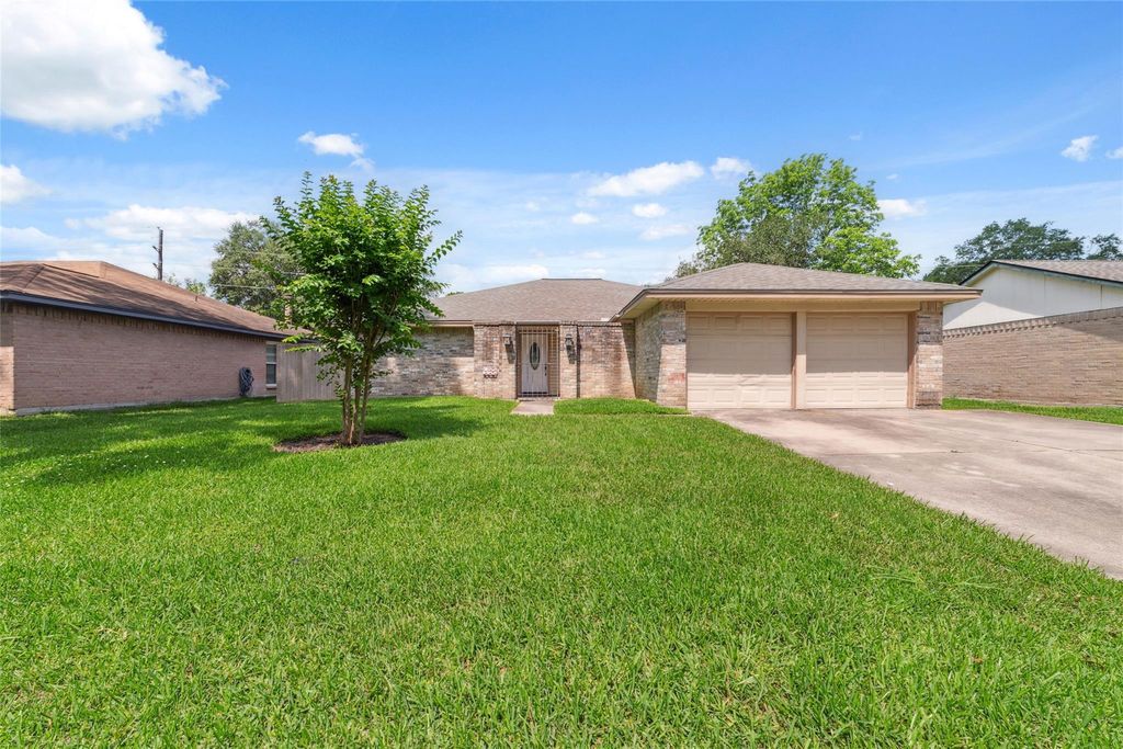 21603 Slippery Creek Lane, Spring, TX 77388