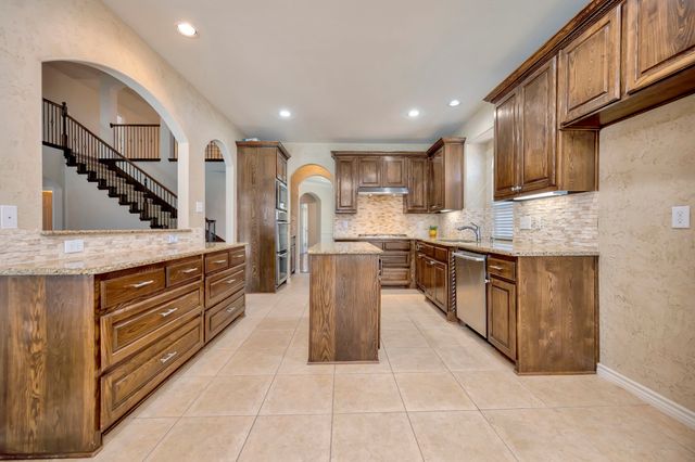 2805 Stackhouse Street, Fort Worth, TX 76244