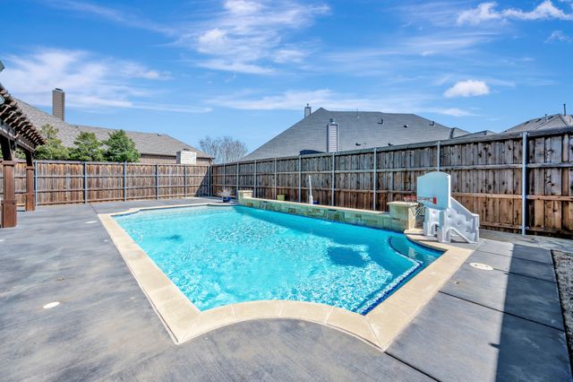 2805 Stackhouse Street, Fort Worth, TX 76244