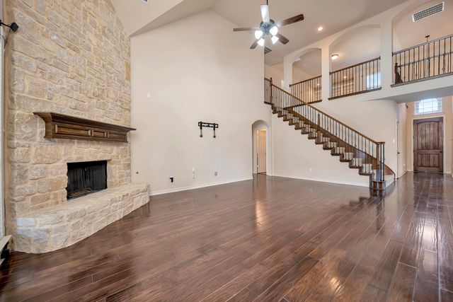 2805 Stackhouse Street, Fort Worth, TX 76244