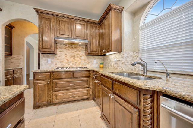 2805 Stackhouse Street, Fort Worth, TX 76244