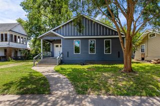 1008 W Walker Street, Denison, TX 75020