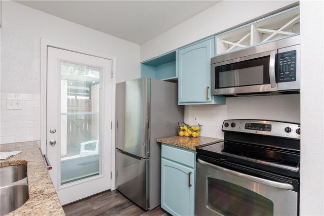 6702 Everhart R104, Corpus Christi, TX 78413