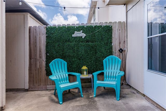 6702 Everhart R104, Corpus Christi, TX 78413