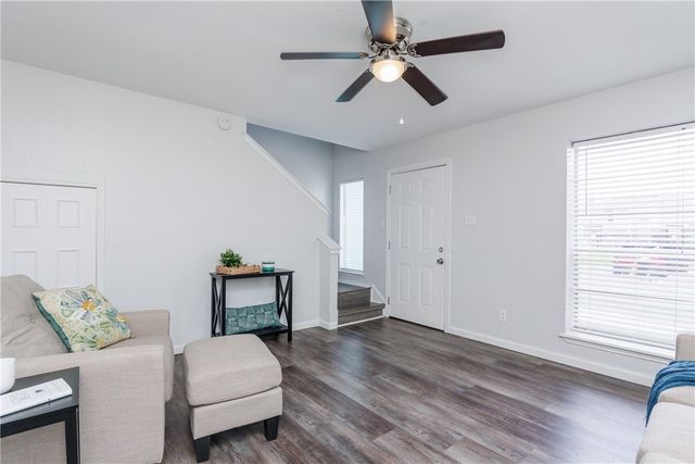 6702 Everhart R104, Corpus Christi, TX 78413