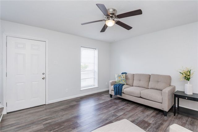 6702 Everhart R104, Corpus Christi, TX 78413