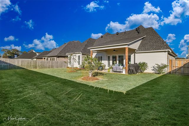 715 Julesburg Lane, Benton, LA 71006