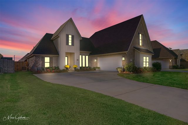 715 Julesburg Lane, Benton, LA 71006