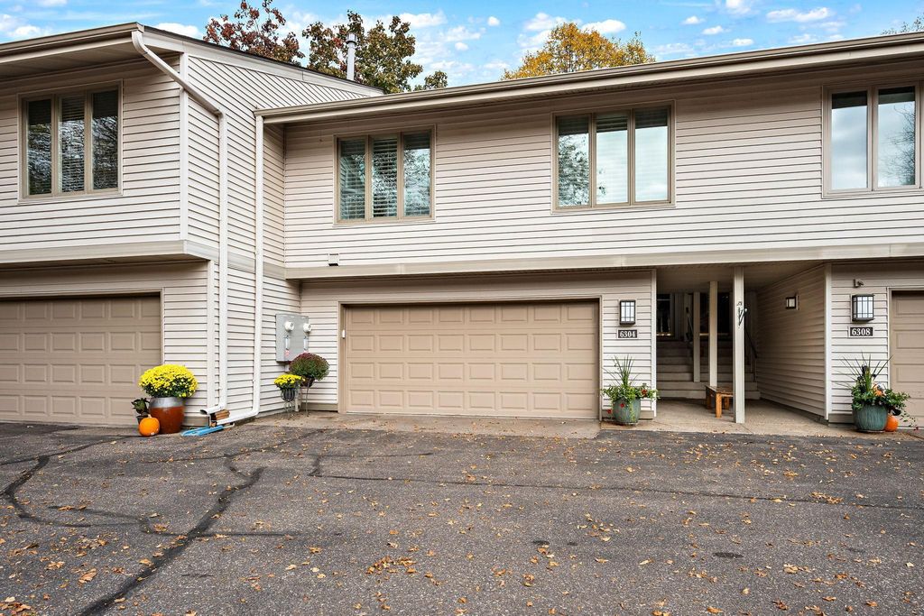 6304 Red Fox Lane, Edina, MN 55436 — photo 2