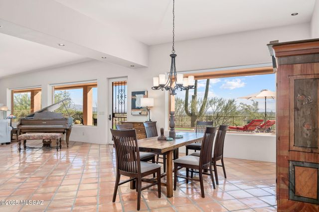 3851 E Placita Del Campeon, Tucson, AZ 85718