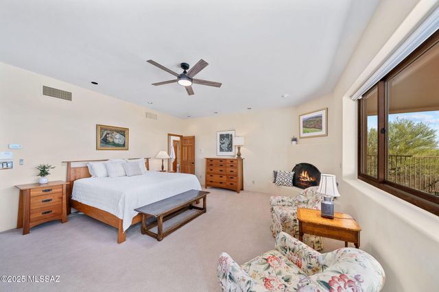 3851 E Placita Del Campeon, Tucson, AZ 85718