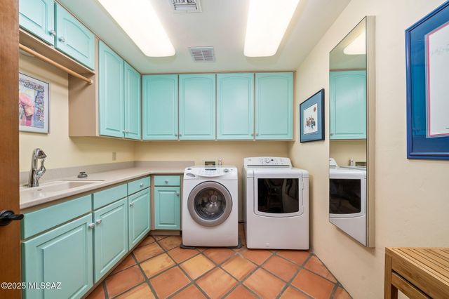 3851 E Placita Del Campeon, Tucson, AZ 85718