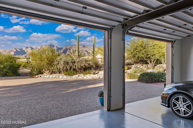 3851 E Placita Del Campeon, Tucson, AZ 85718