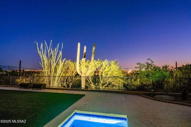 3851 E Placita Del Campeon, Tucson, AZ 85718