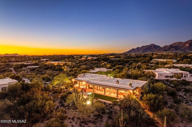 3851 E Placita Del Campeon, Tucson, AZ 85718