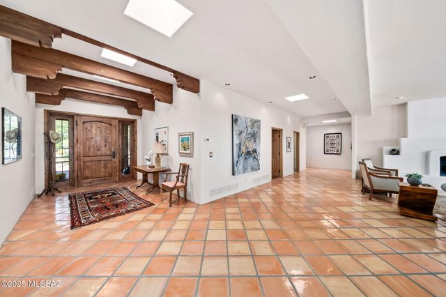 3851 E Placita Del Campeon, Tucson, AZ 85718