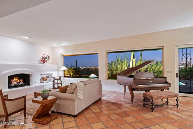 3851 E Placita Del Campeon, Tucson, AZ 85718