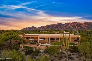 3851 E Placita Del Campeon, Tucson, AZ 85718